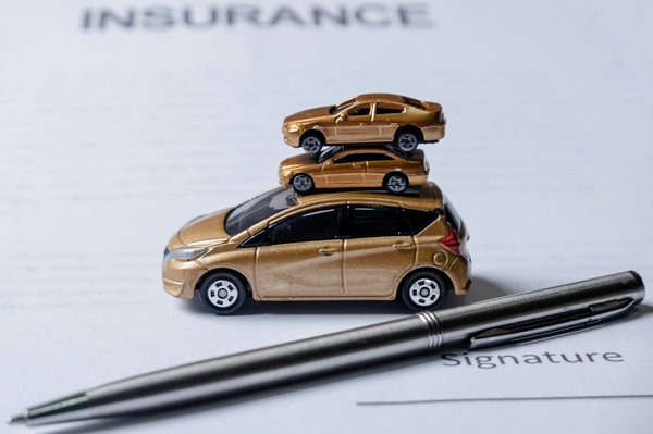 Assurance auto pas cher : astuces pour réduire vos frais